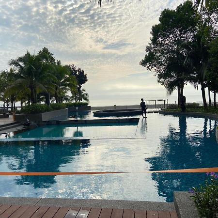 De Lavelle Suites @ Timur Bay Seafront Residence Kuantan Eksteriør bilde