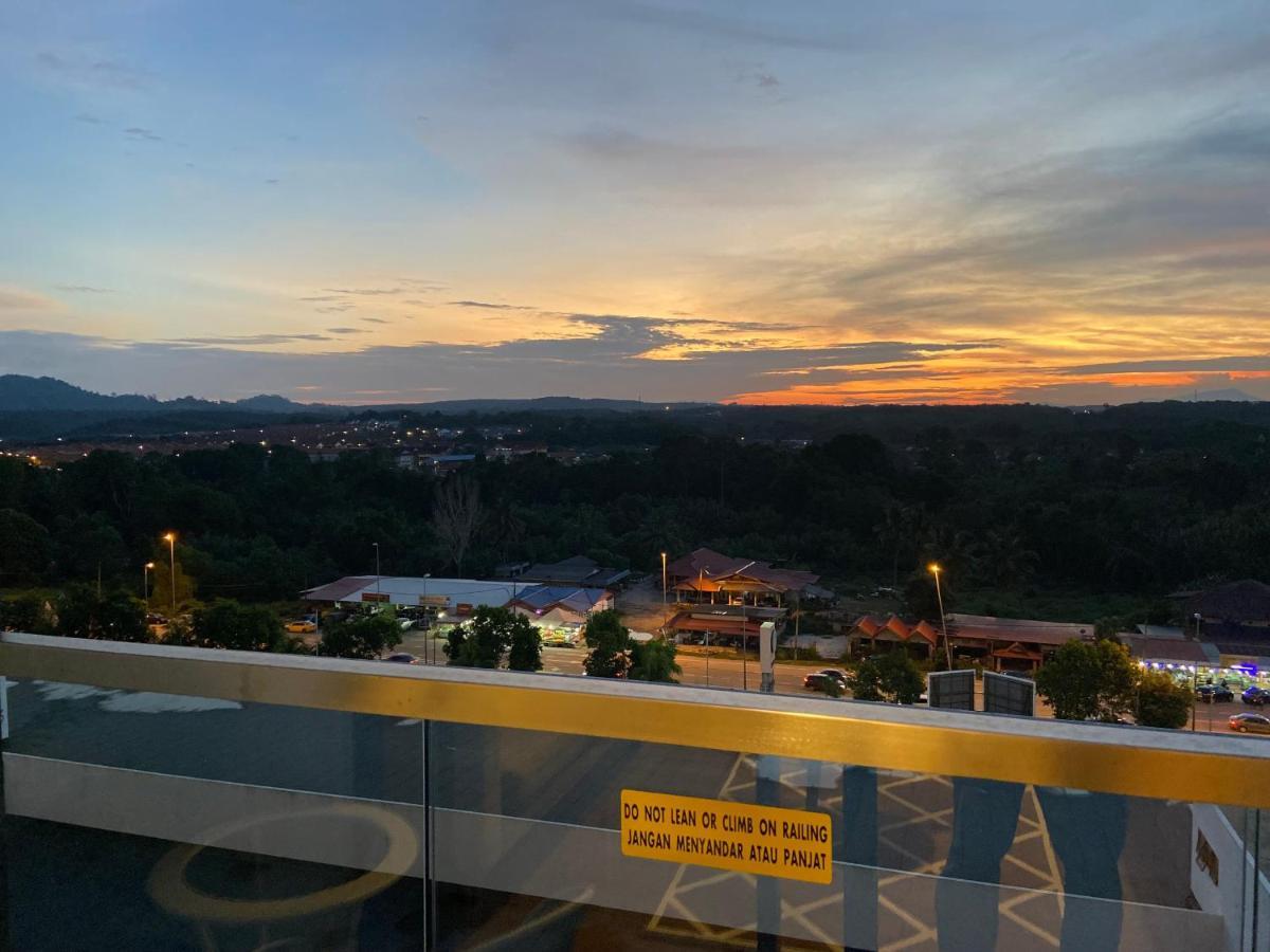 De Lavelle Suites @ Timur Bay Seafront Residence Kuantan Eksteriør bilde